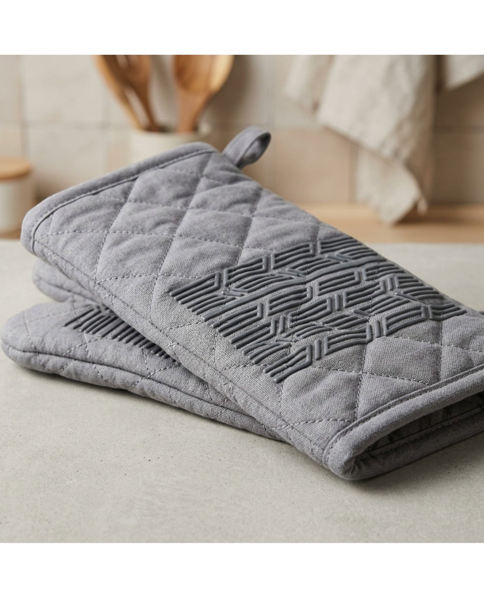 Baskliving Quilted Cotton Oven Mitts with Silicone Grip 2-Pack Gray